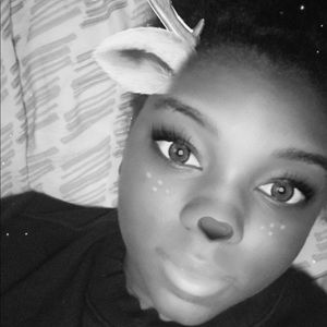 Meet your Posher, Leigha